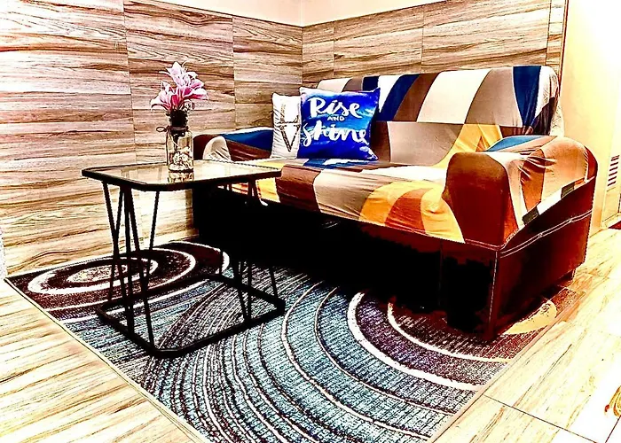 Bed & Breakfast Across Sm Sunvida Tower Unit 3*