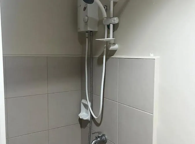 Across Sm Sunvida Tower Unit 3* Cebu