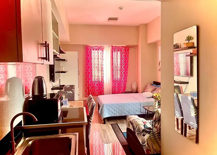 Across Sm Sunvida Tower Unit Bed & Breakfast Cebu