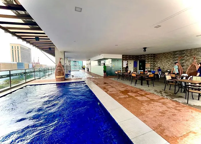 Across Sm Sunvida Tower Unit Bed & Breakfast 3*