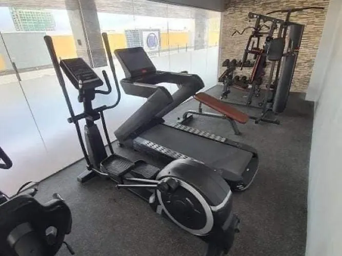 Bed & Breakfast Across Sm Sunvida Tower Unit