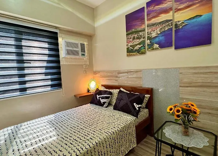 Across Sm Sunvida Tower Unit Bed & Breakfast 3*
